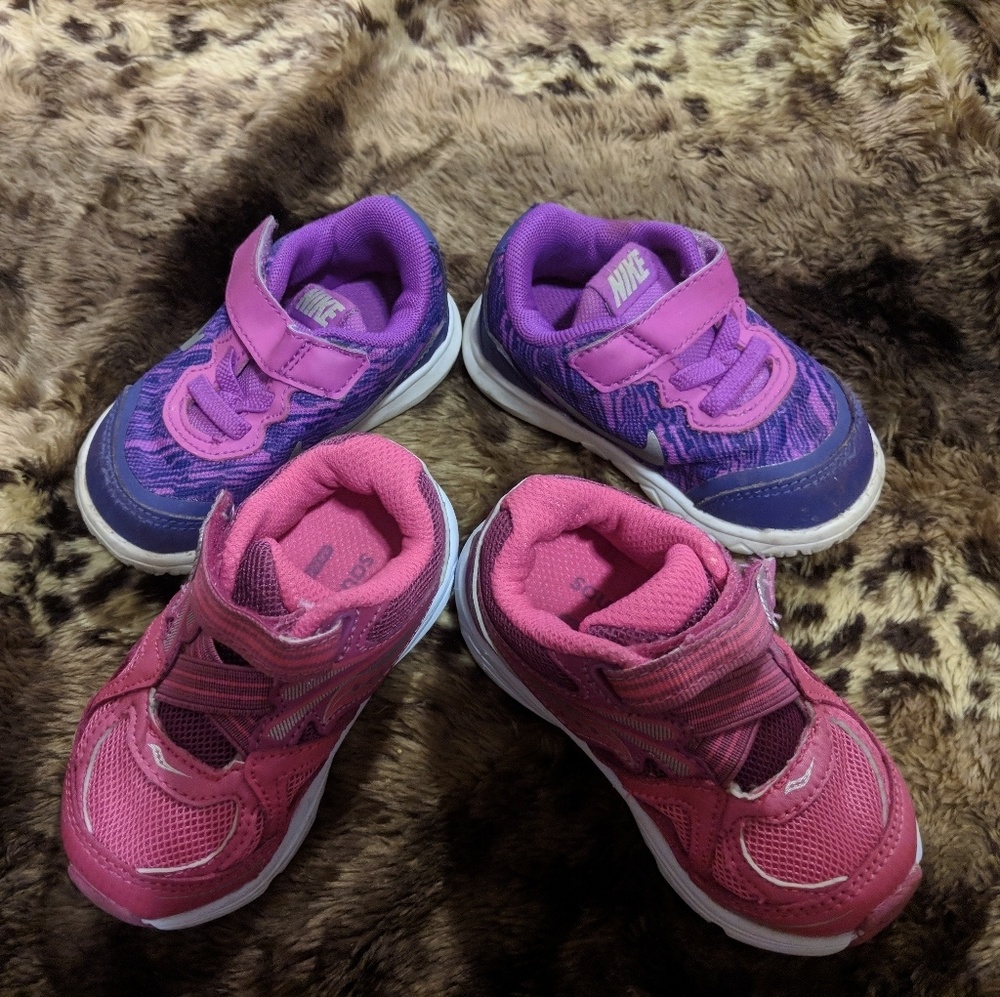 Size 4 and 4.5 Girls Gym Shoes